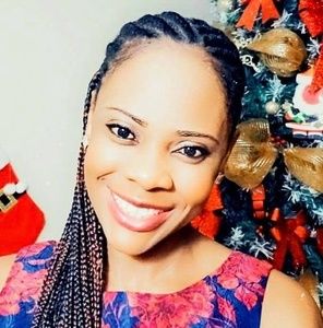 Meet your Posher, Ewurama